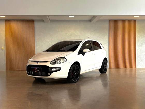 FIAT PUNTO 1.6 ESSENCE 16V FLEX 4P MANUAL
